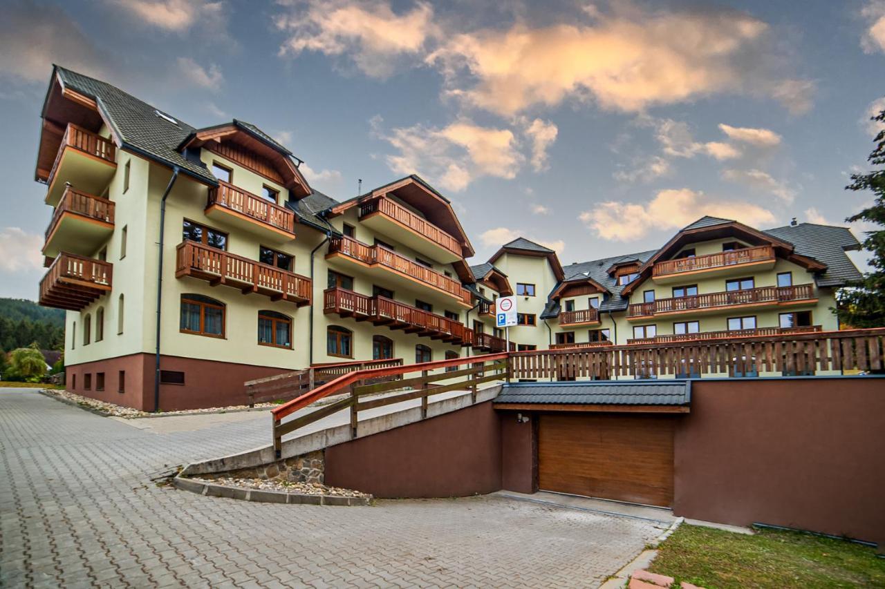 Apartman Tulanie 62 Kamzik Donovaly 2 Izbovy Mezonet Deluxe Parkovanie V Podzemnej Garazi Zdarma Exteriér fotografie
